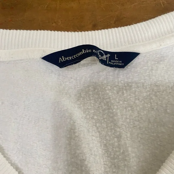 Abercrombie & Fitch Women Sweatshirt Large  Soft V Neck Pullover White Yellow - Picture 4 of 8